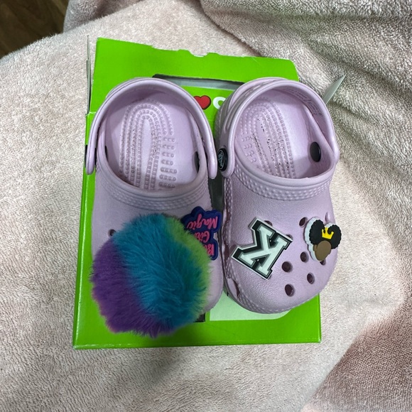 Baby Crocs - Picture 2 of 3